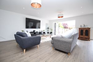 Living Area- click for photo gallery